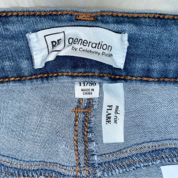 Re Generation Floral Embroidered Flare Jeans 11/30 NWOT Y2K - Picture 10 of 10